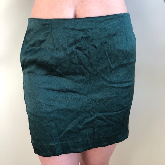 Forever 21 Silk blend skirt - Picture 2 of 3